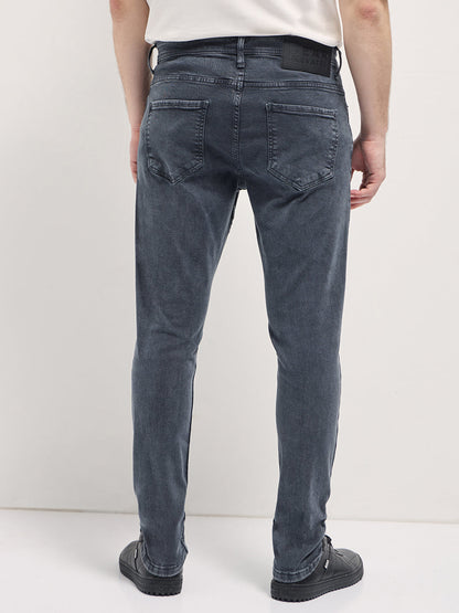 Stylish Blue Jeans with Comfortable Stretch and Skinny Fit