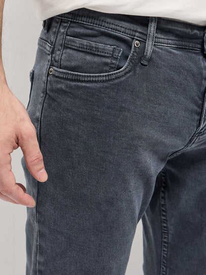 Stylish Blue Jeans with Comfortable Stretch and Skinny Fit