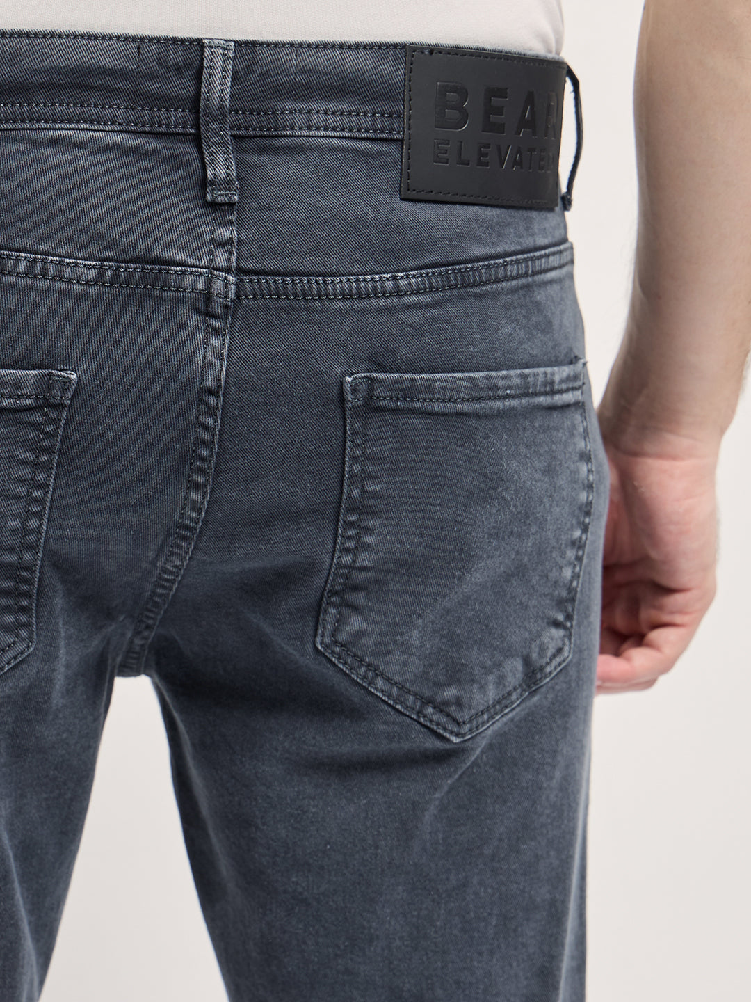 Stylish Blue Jeans with Comfortable Stretch and Skinny Fit