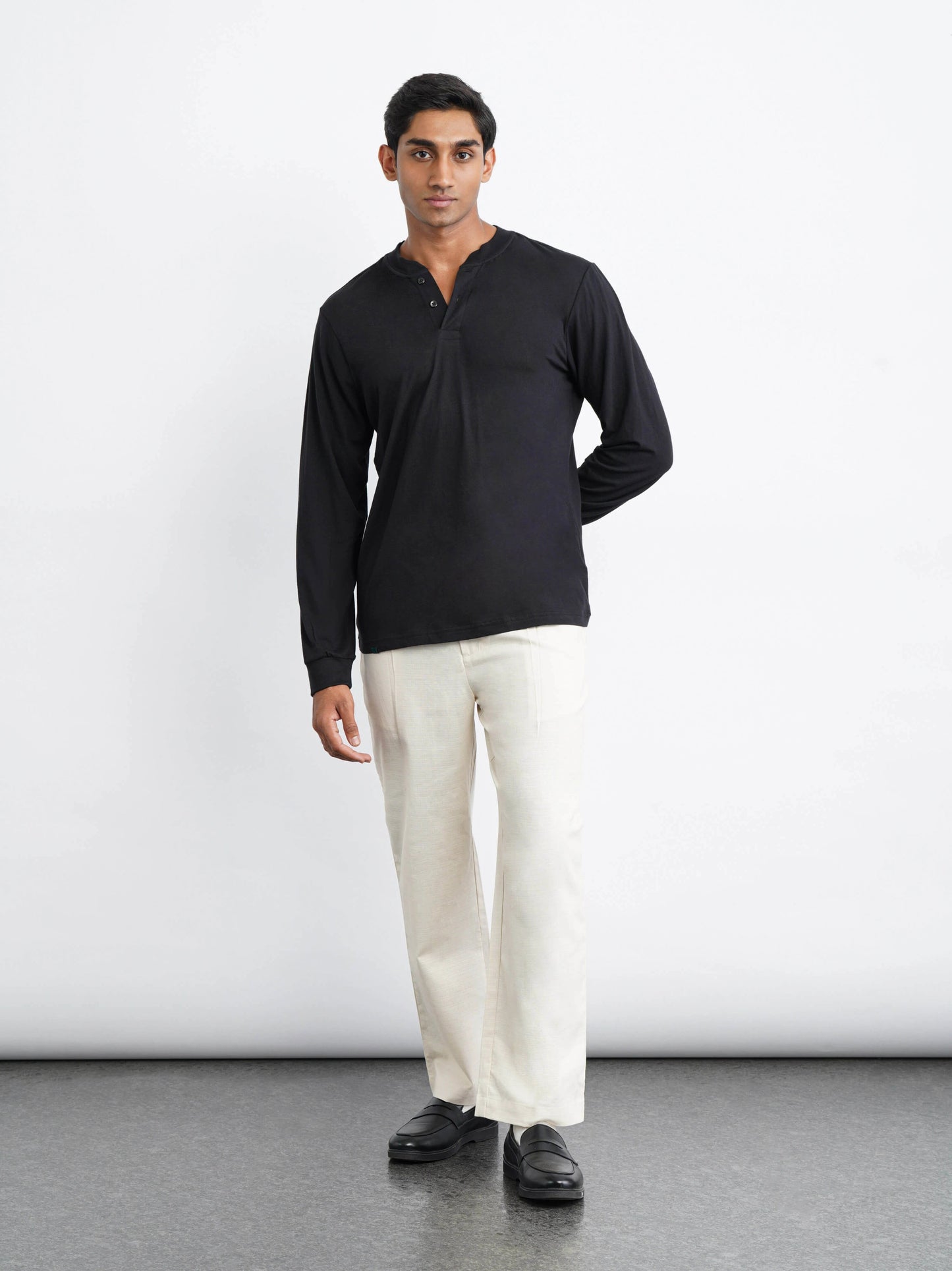 Bamboo Cotton Henley - Black