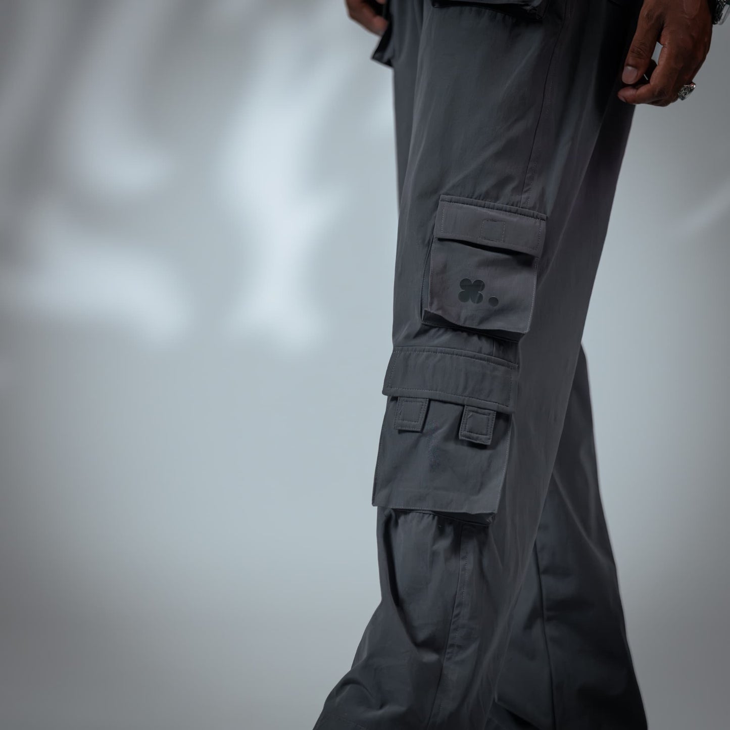 Outlaw - grey color 6 pocket cargo