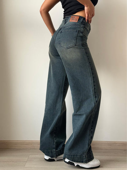 Grunge Edge Double Button High-Waisted Denim Jeans