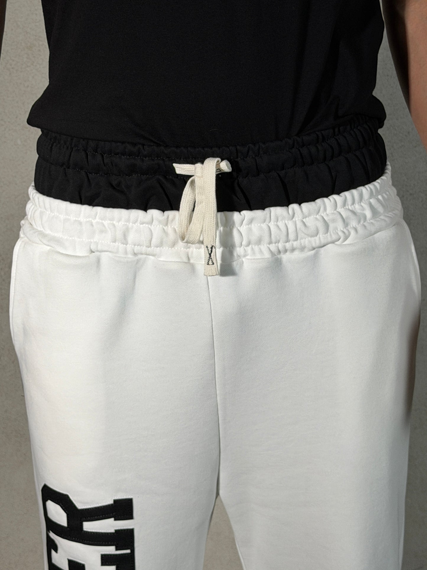 Contrast Belted Drip Harder Joggers - White