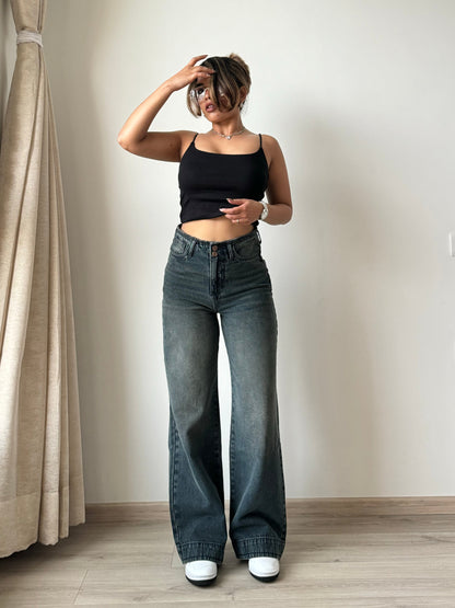 Grunge Edge Double Button High-Waisted Denim Jeans