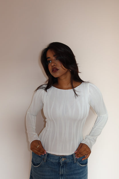 Wavy Aura Full Sleeve Top - White