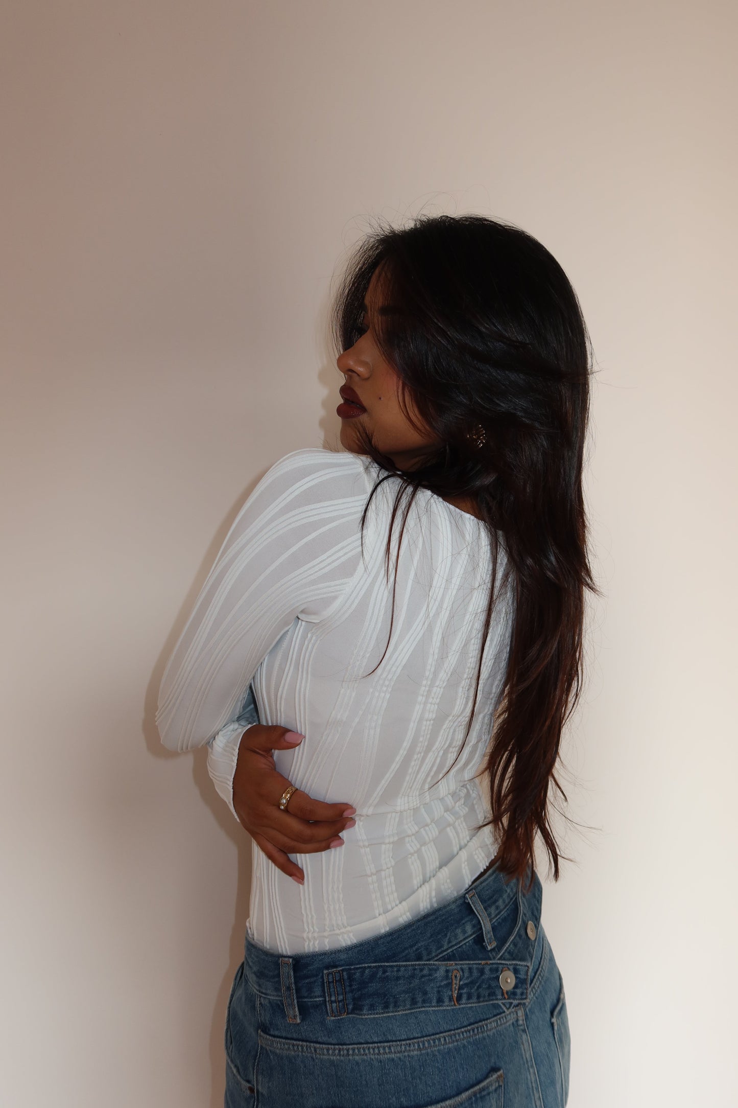 Wavy Aura Full Sleeve Top - White