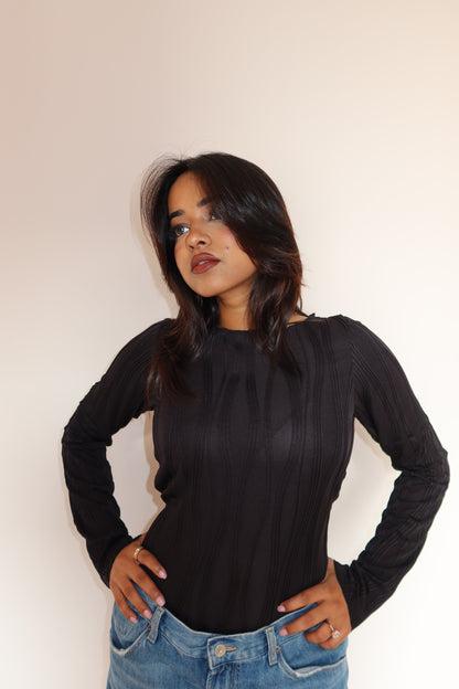 Wavy Aura Full Sleeve Top - Black