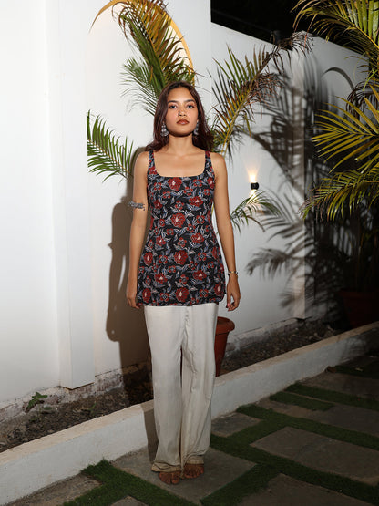 Sasha Deep Back Kurti