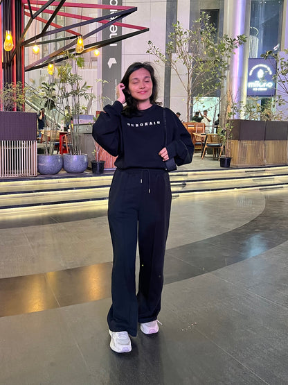 Oversized Sweatshirt In Black