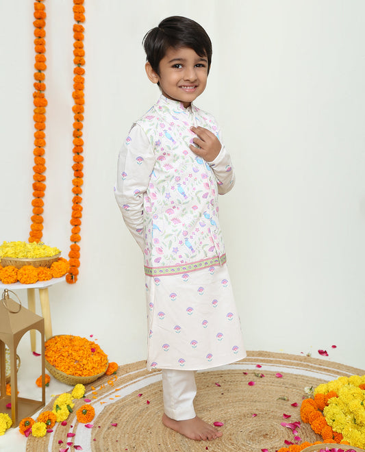 Surili Bulbul Bandi, Kurta Pyjama Set