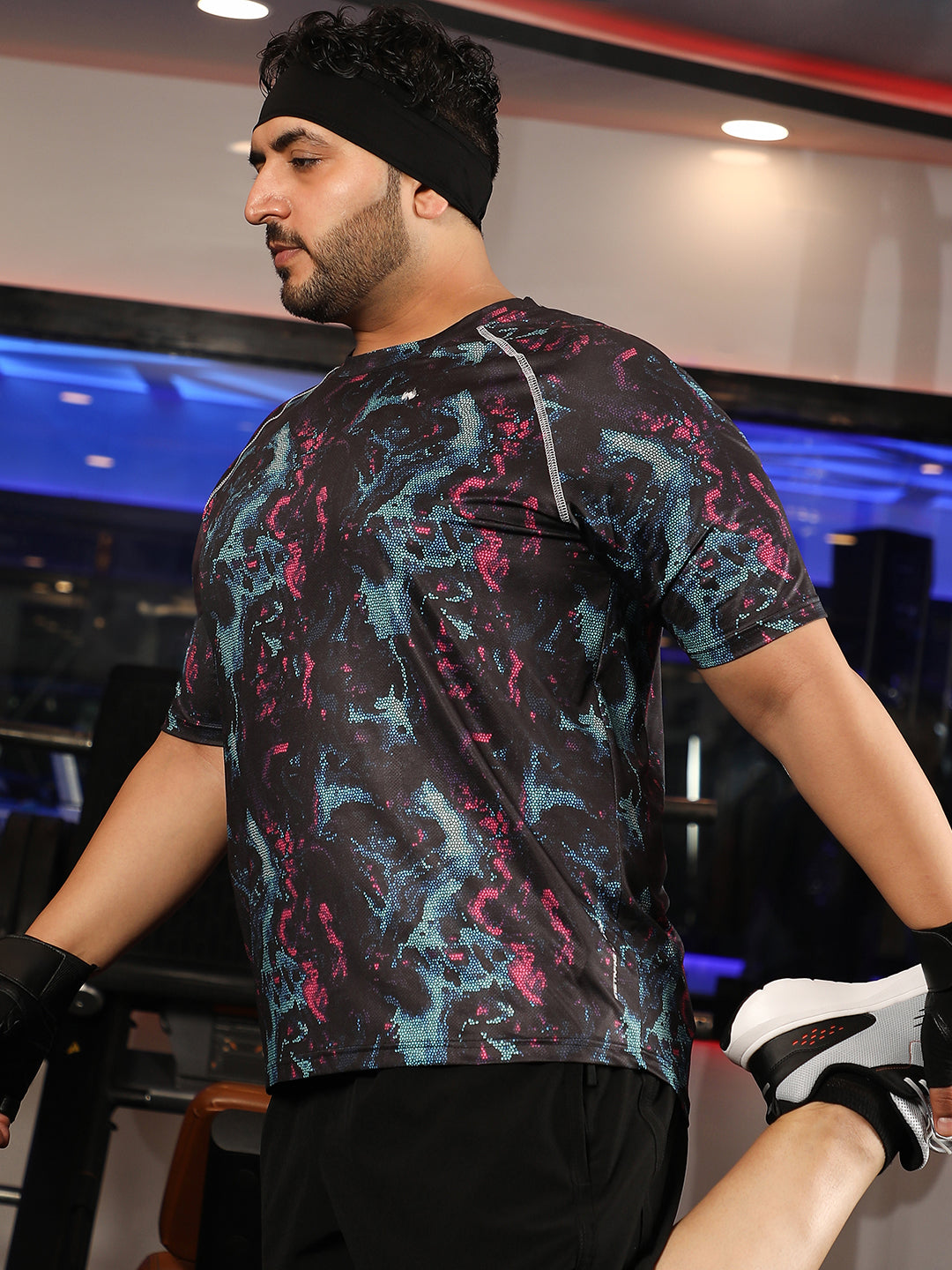 Abstract Activewear T-Shirt