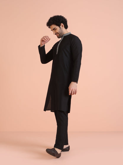 Men's Black Solid Dyed Kurta