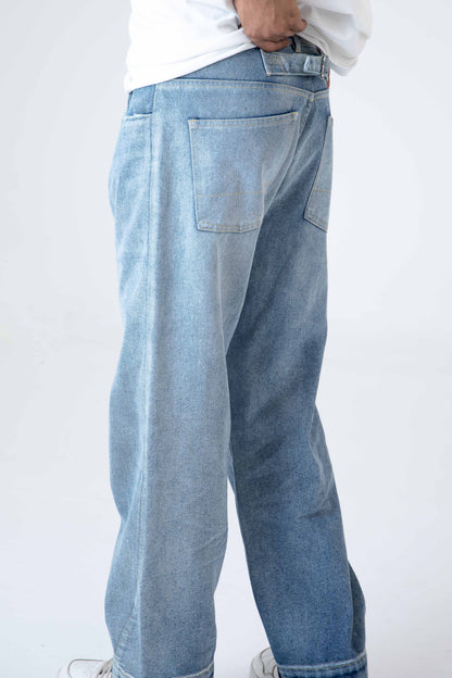 Metro Comfort Loose Jeans: Faded Blue