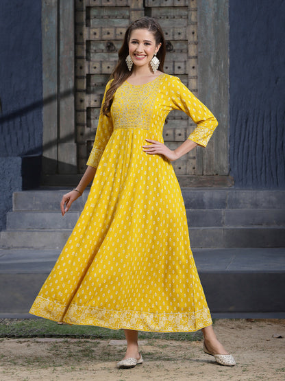Stylum Women's Mustard Embroidered Long Kurta (MUSTRDDION)