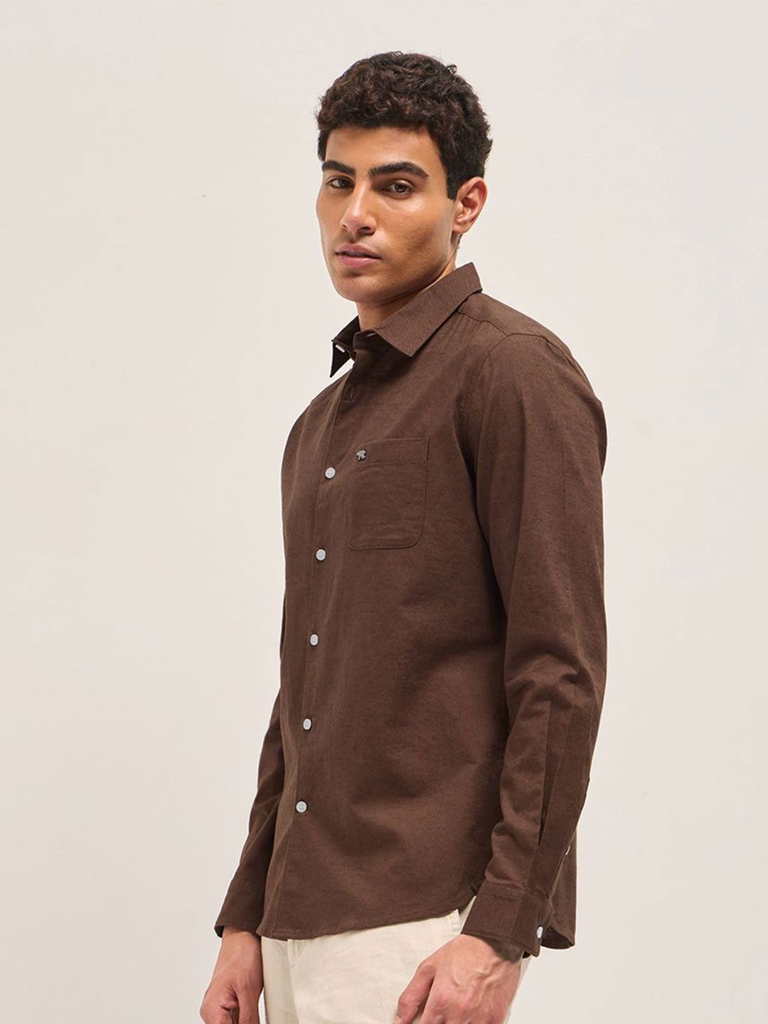 Men Slim Fit Solid Spread Collar Casual Cotton Linen Shirt