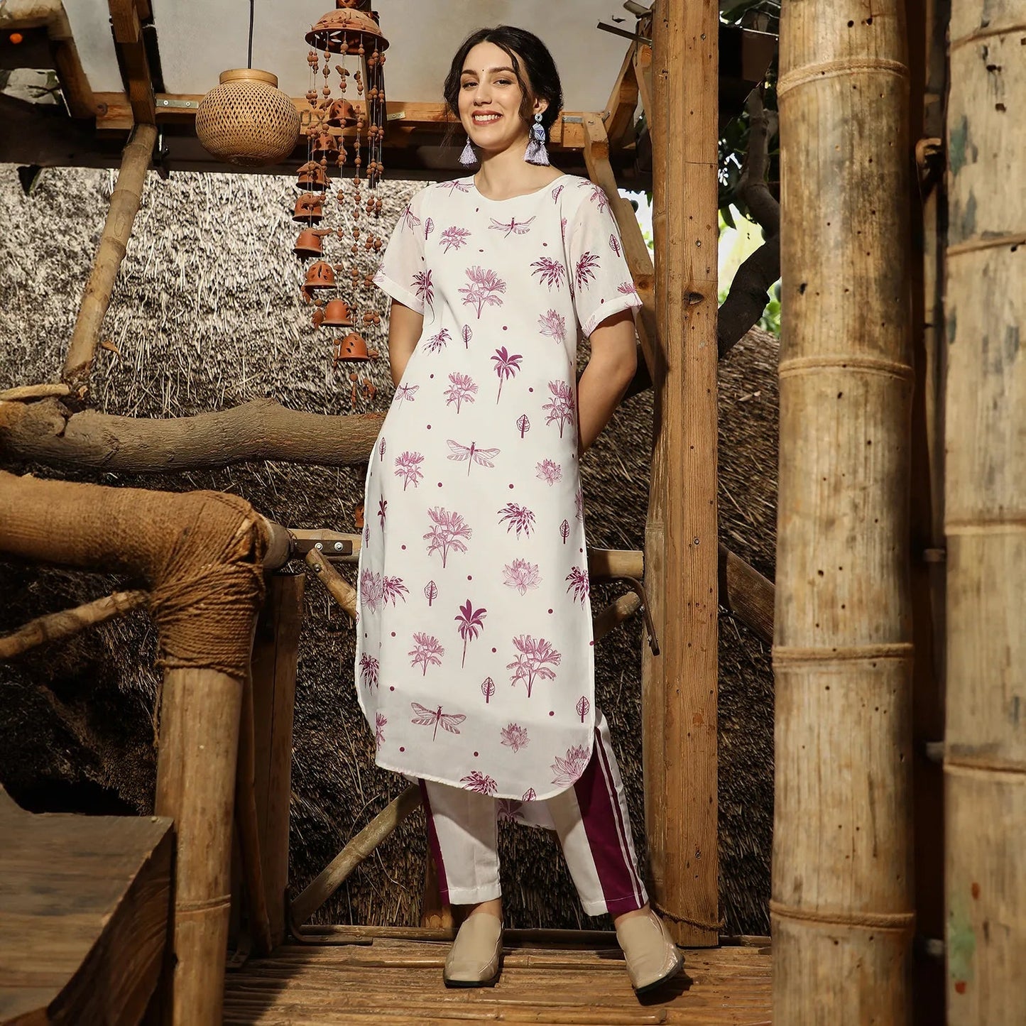 Dragonfly Palm Kurta With Trousers