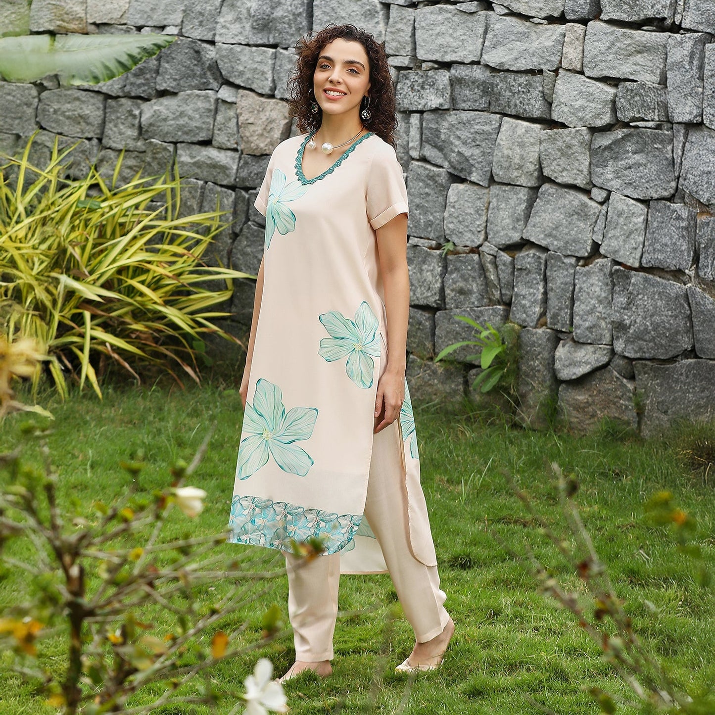 Chantilly Bloom Kurta Set