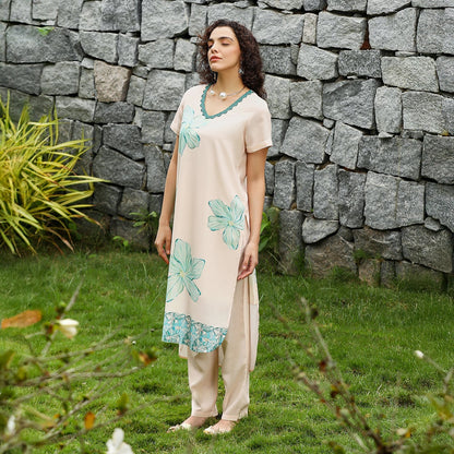 Chantilly Bloom Kurta Set