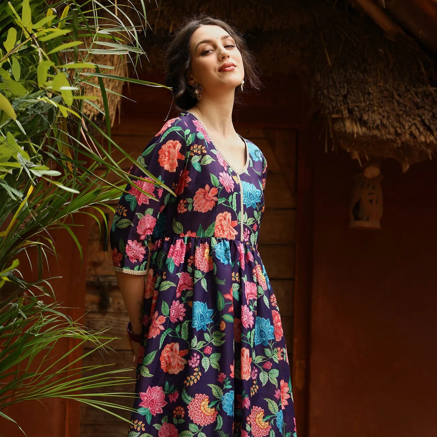 Flora Cluster Kurta With Trousers And Dupatta