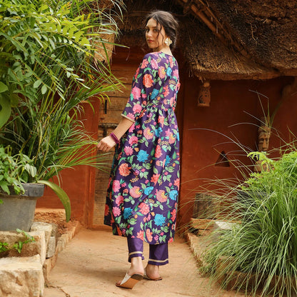 Flora Cluster Kurta With Trousers And Dupatta