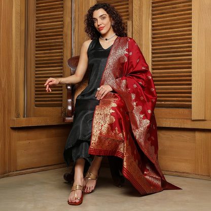 Contrast Lustre Kurta Set