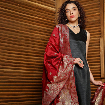 Contrast Lustre Kurta Set