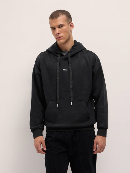 Black Solid Relax Fit Hoodie with Kangaroo Pocket