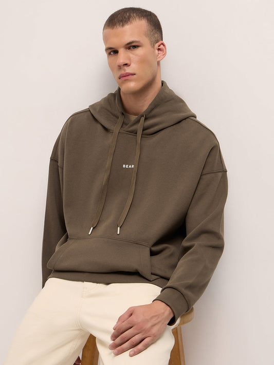 Brown Solid Relax Fit Hoodie with Kangaroo Pocket