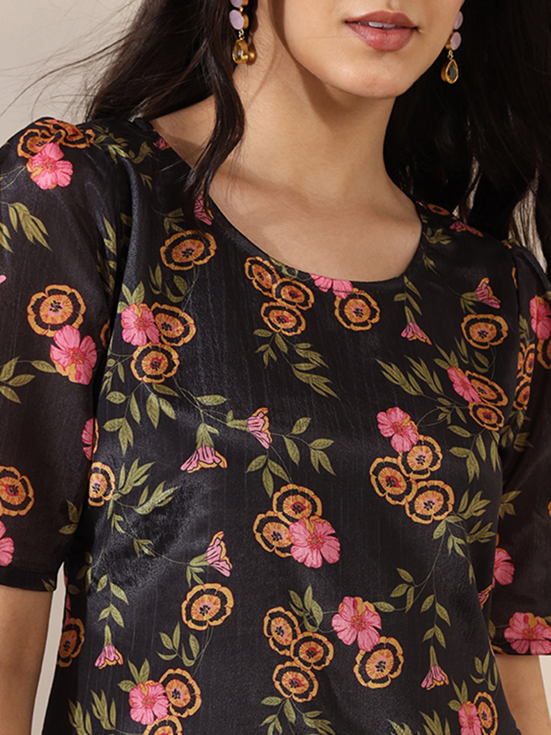 Sareen Floral Printed Black Kurta Set