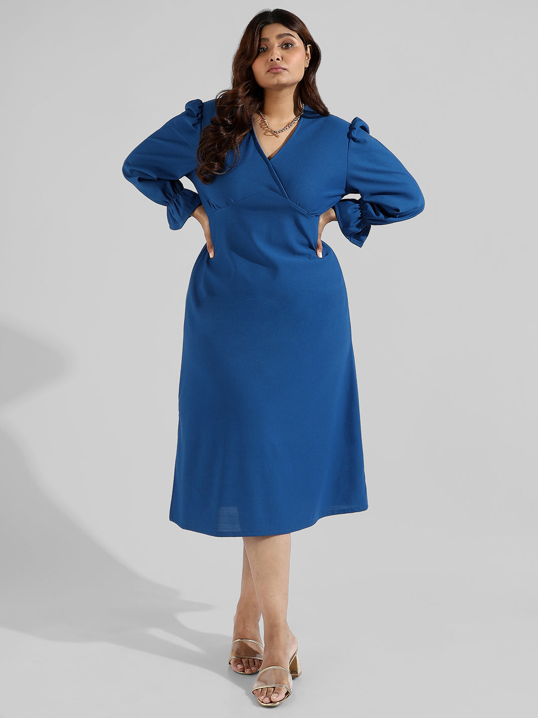 Solid Stylish Back Button Casual Dresses