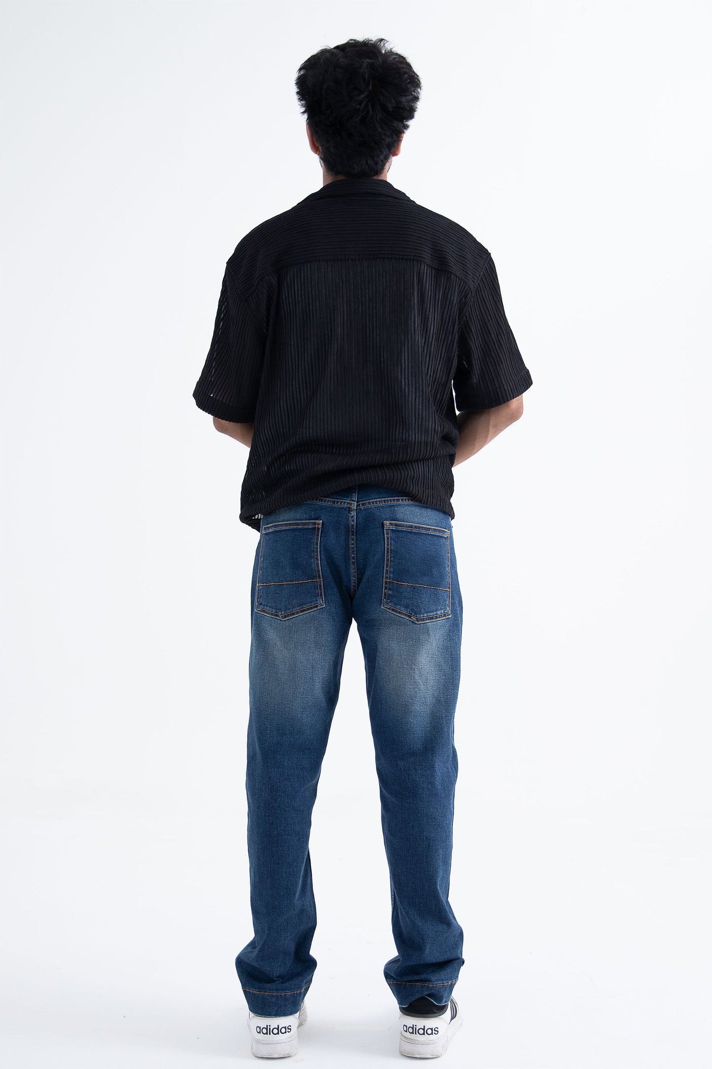 Move Easy Straight Jeans: Blue