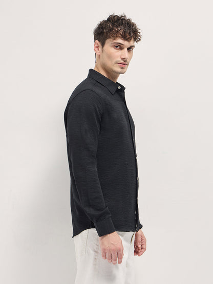 Black Solid Seersucker Effect Slim Fit Casual Shirt