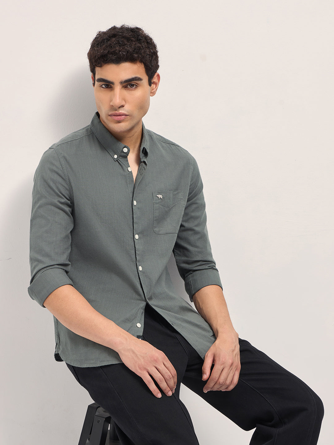 Grey Solid Slim Fit Cotton Casual Shirt