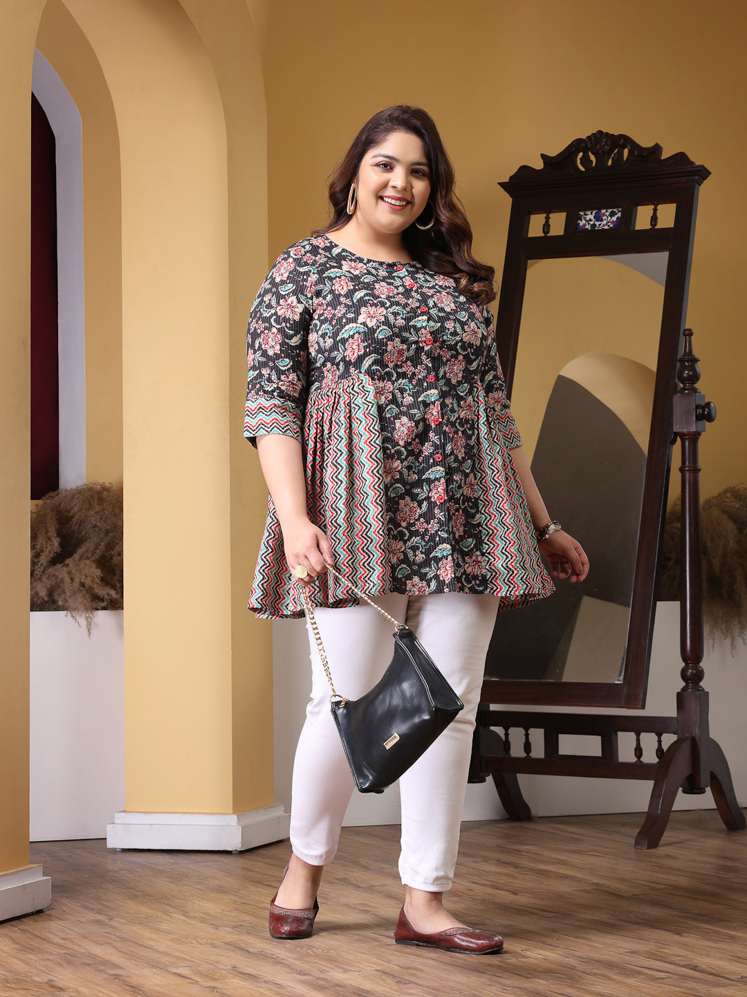 Plus Size Women's Floral Printed Cotton Peplum Top (TOPBLACKCROWPLUS)