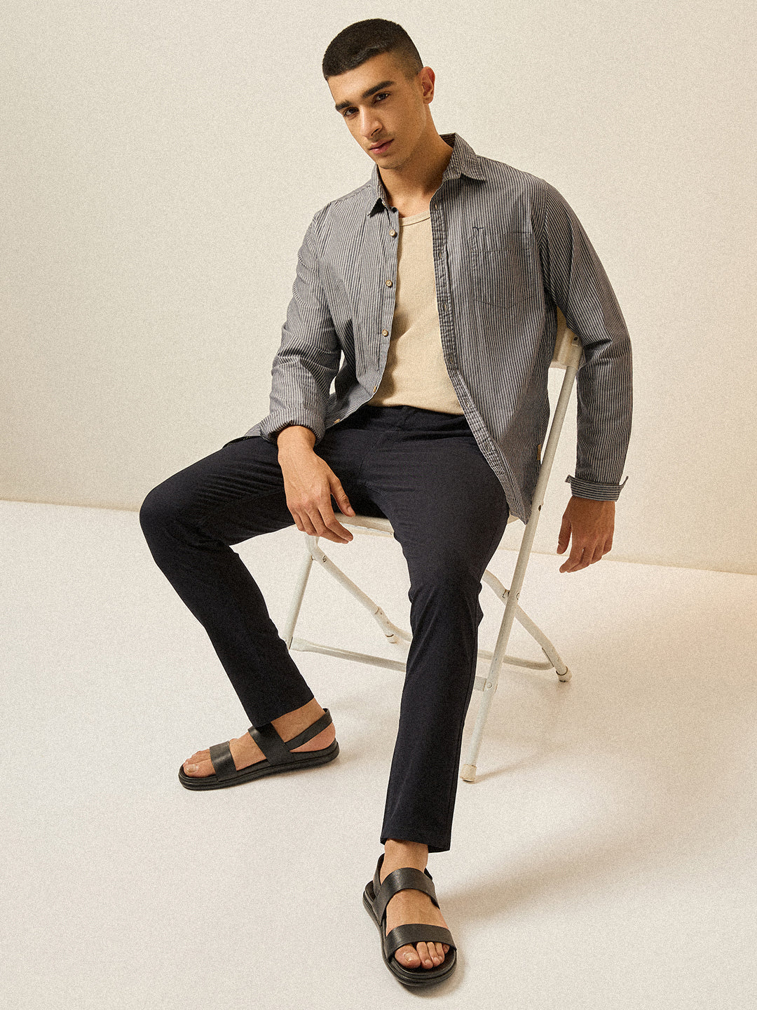 Navy Blue Solid Slim Fit Casual Chino Trouser