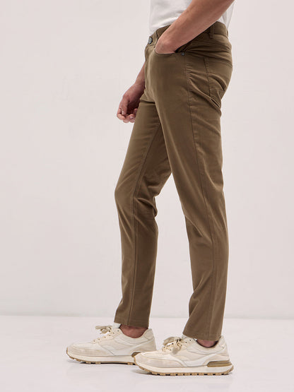 Brown Solid Slim Fit Casual Chino Trouser
