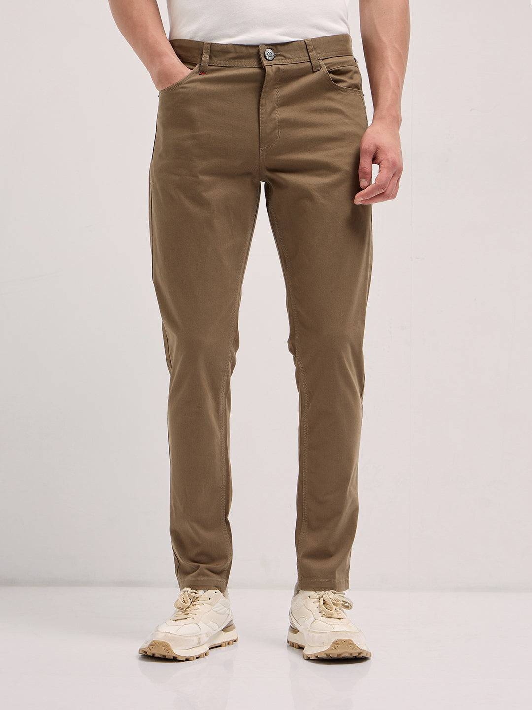 Brown Solid Slim Fit Casual Chino Trouser