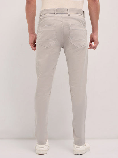 Cream Solid Slim Fit Casual Chino Trouser