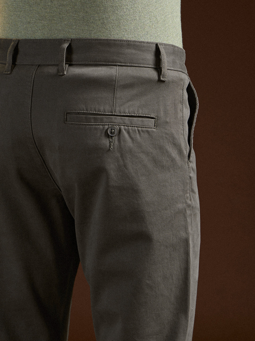 Grey Solid Slim Fit Casual Chino Trouser
