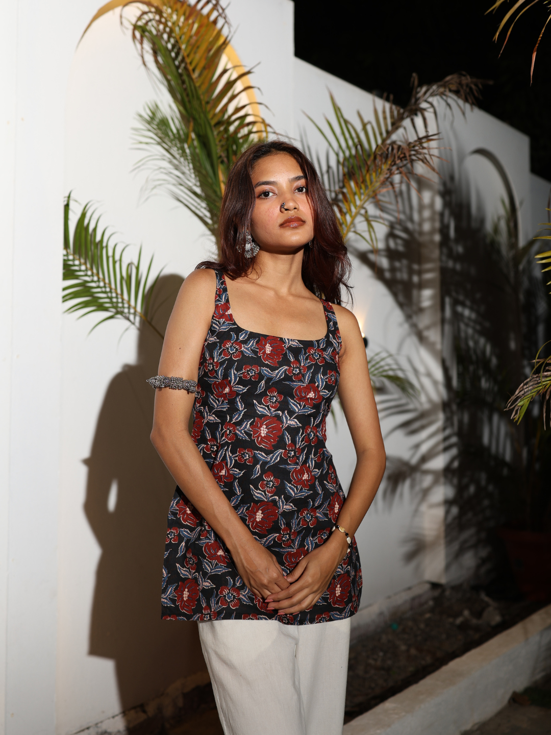 Sasha Deep Back Kurti