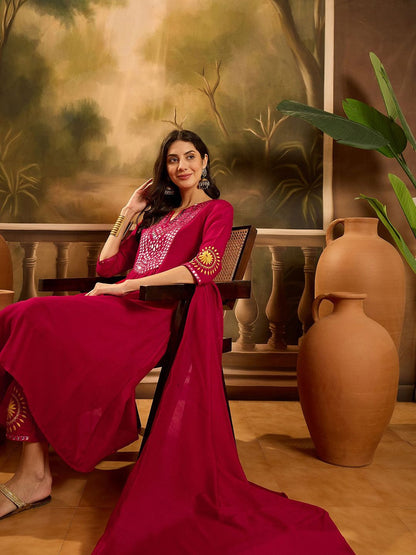 Women Solid Kurta with Trousers & Dupatta