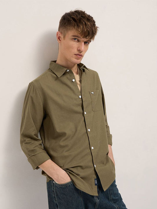 Men Slim Fit Casual Shirt