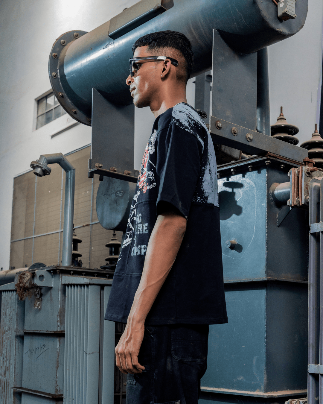 ANGEL GREY PATCH TEE