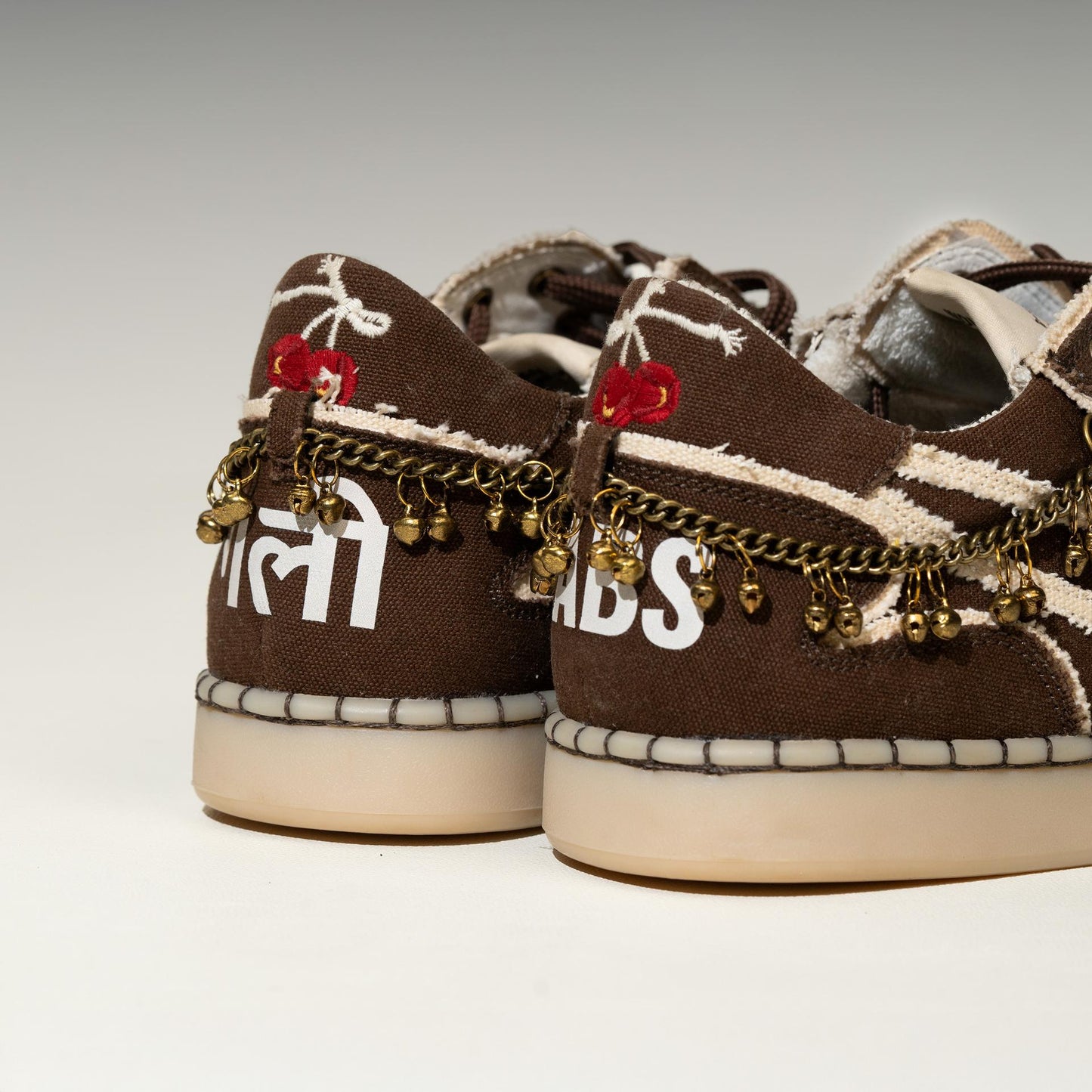 GULLY NUMBER 001 - BAAZ INDRANI