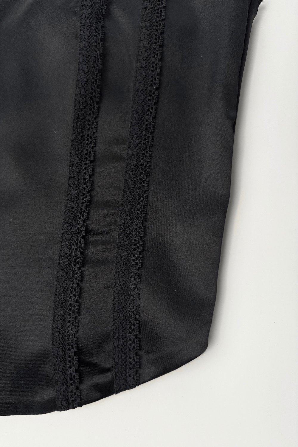 Black Pearl Tie up corset