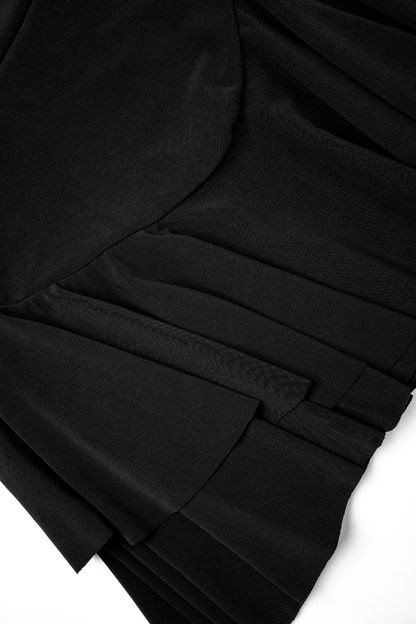 Black V shape ruffle skort