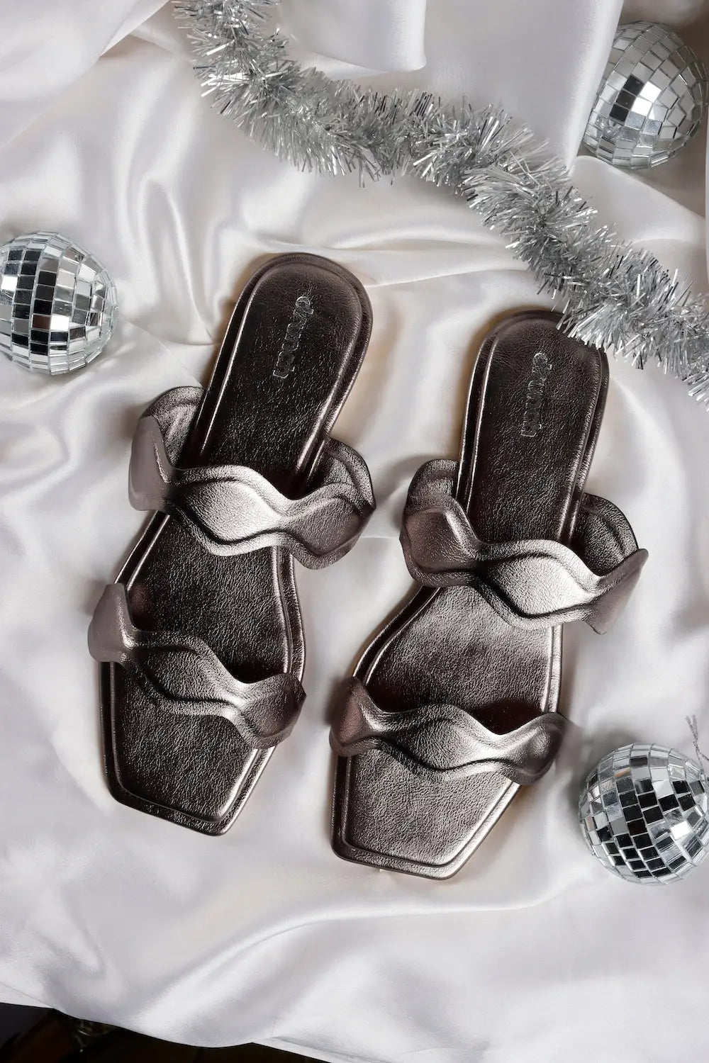 Bellini Flats - Gunmetal