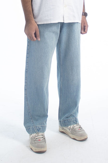 Metro Comfort Loose Jeans: Skyline Fade