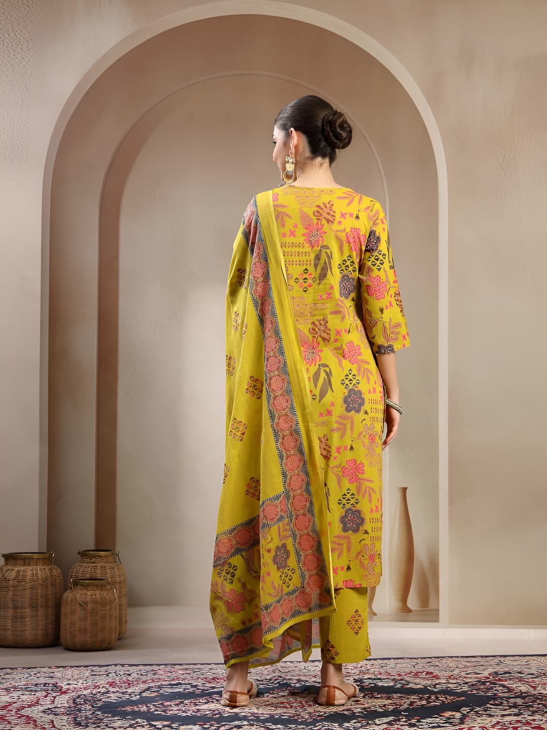 Women Floral Printed Cotton Kurta with Trousers & Dupatta