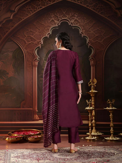 Ethnic Motifs Embroidered Thread Work Straight Kurta With Trousers & Dupatta